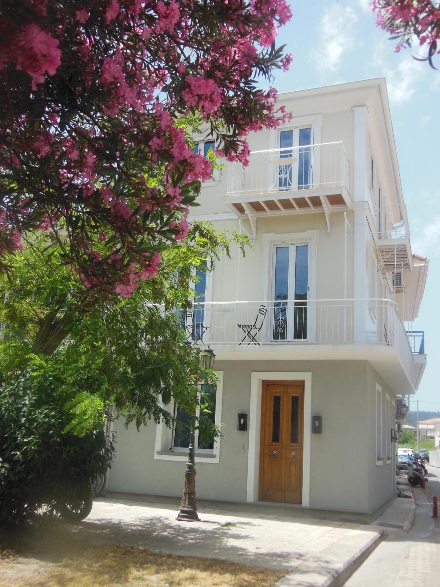 Lefkáda Verani Suites Lefkas Town מראה חיצוני תמונה